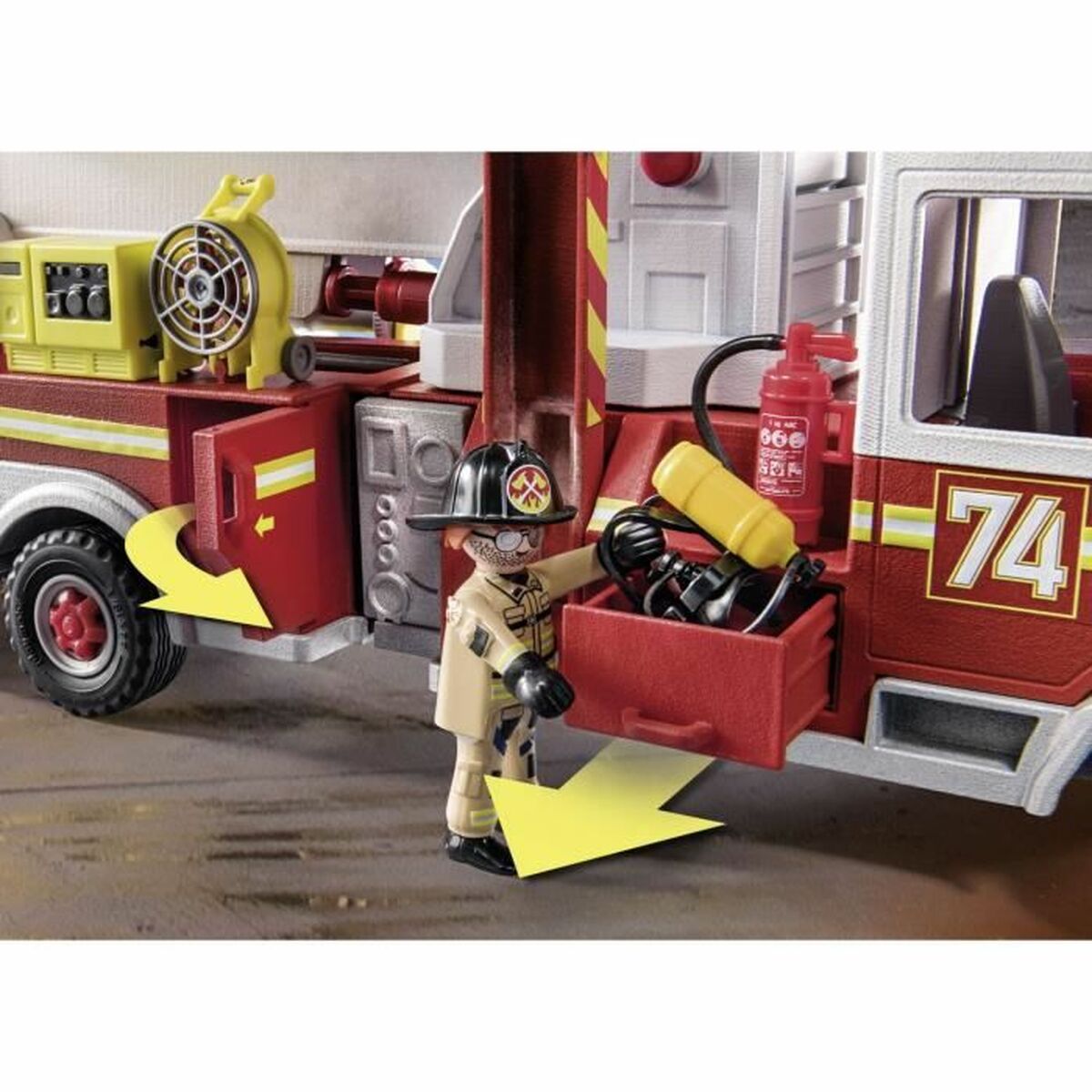 Vehicle Playset   Playmobil Fire Truck with Ladder 70935         113 Pieces  