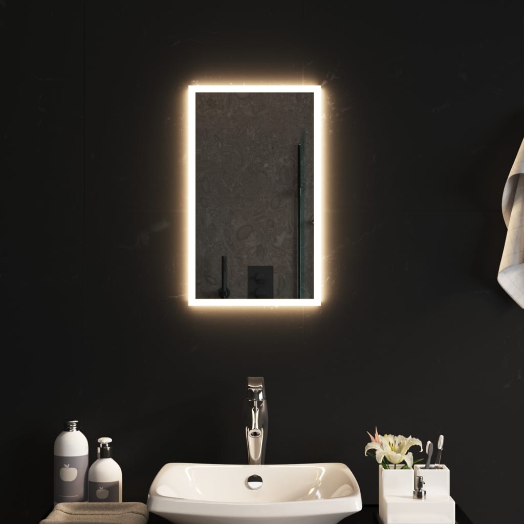 vannasistabas spogulis ar LED, 30x50 cm